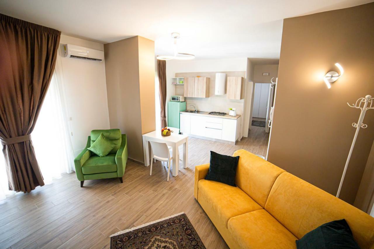 Apartamento Chez Moi Foggia Exterior foto